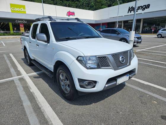 NISSAN FRONTIER 2.5 SV ATTACK 4X2 CD TURBO ELETRONIC DIESEL 4P MANUAL NISSAN FRONTIER 2.5 SV ATTACK 4X2 CD TURBO ELETRONIC DIESEL 4P MANUAL